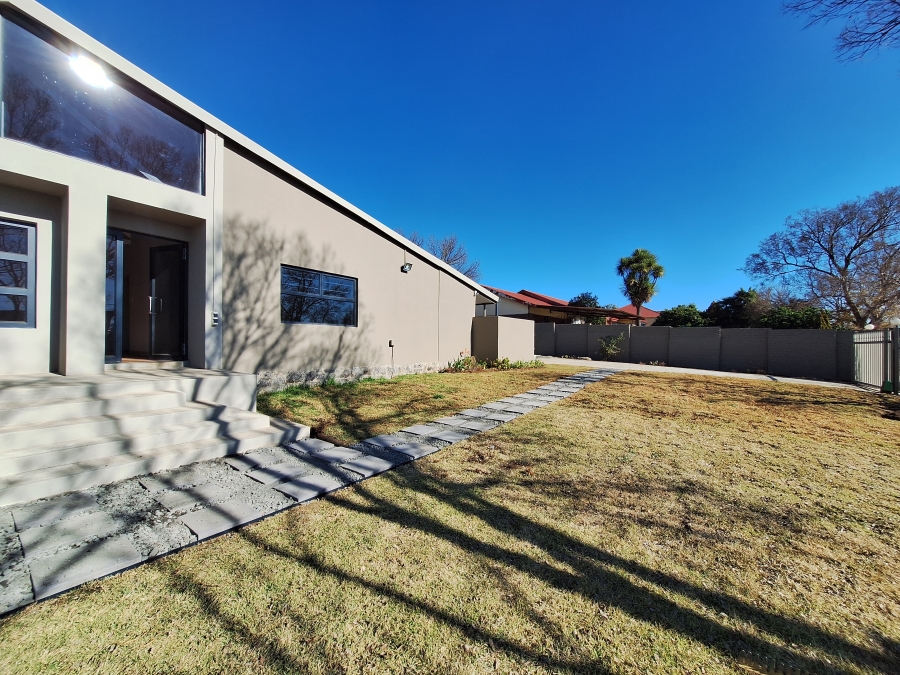 4 Bedroom Property for Sale in Vrede Free State